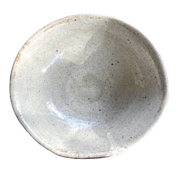 Vintage Japanese Handmade Ceramic Bowl, Unmarked with Earthy Tones - Picture 7 of 10